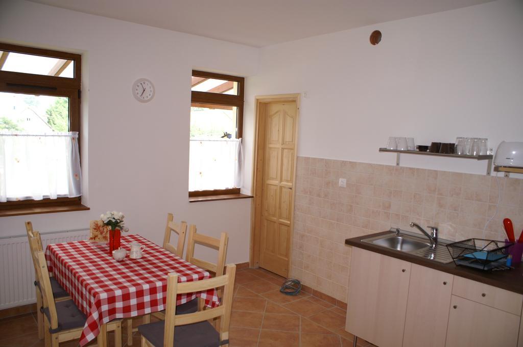 Oeregtoelgy Panzio Hotel Csongrad Ruang foto